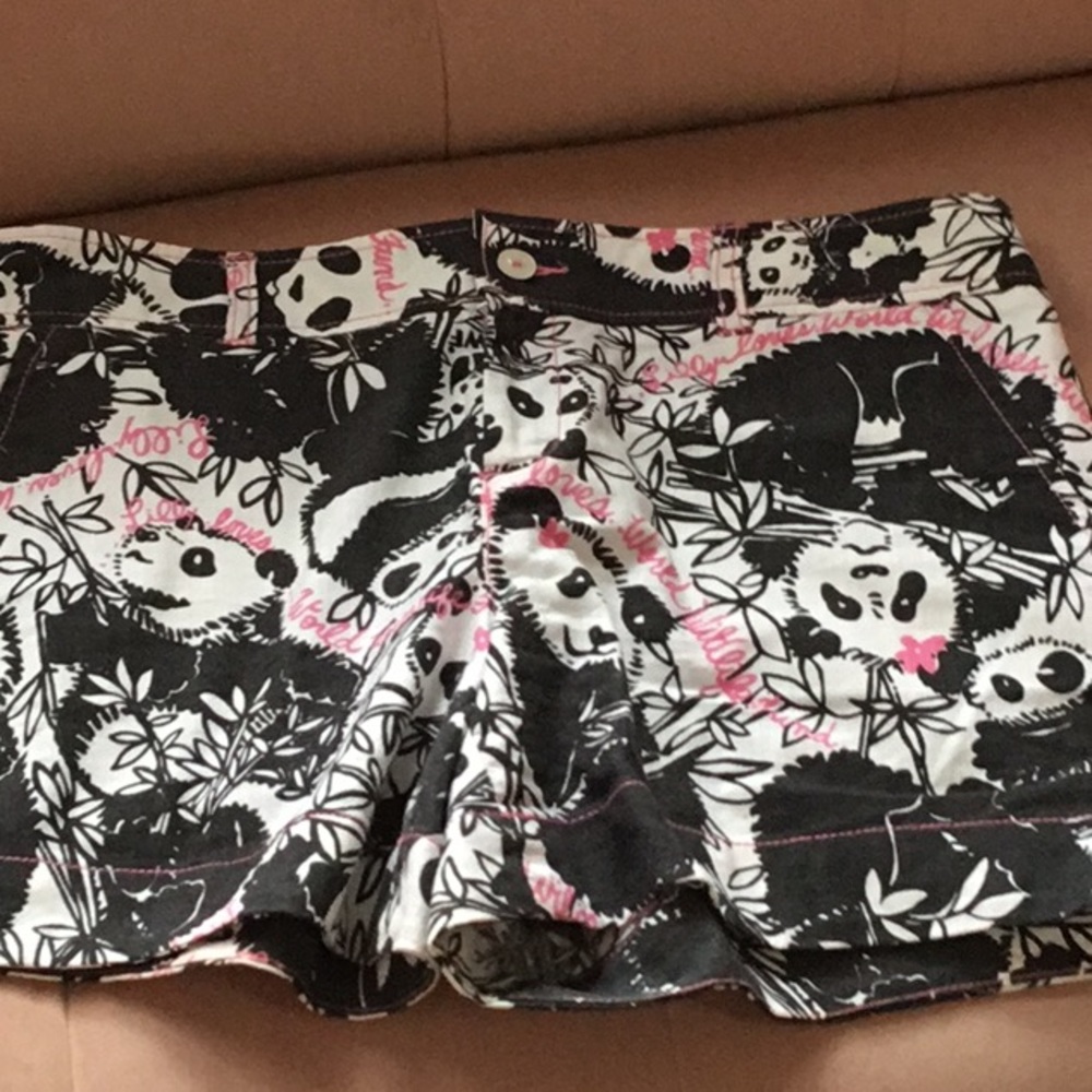 Lilly Pulitzer shorts. Size 10. Gently worn. Lilly runs true to size.